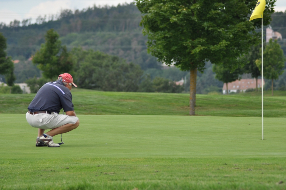 Slapy každý čtvrtek a hole in one
