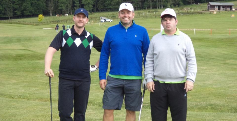 MALEVIL: Oto Kinský HOLE IN ONE