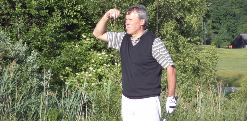 MALEVIL: Oto Kinský HOLE IN ONE